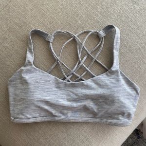 Lululemon sports bra